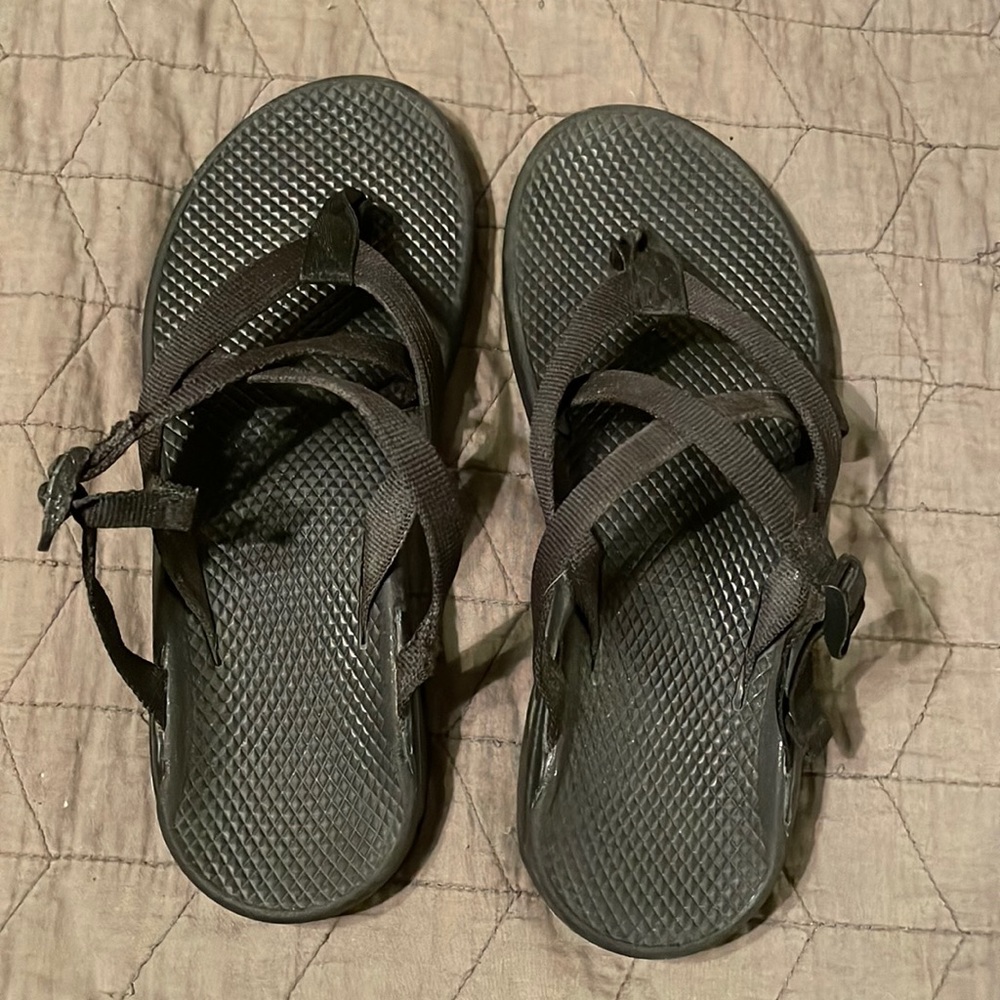 Chaco slip on sandals